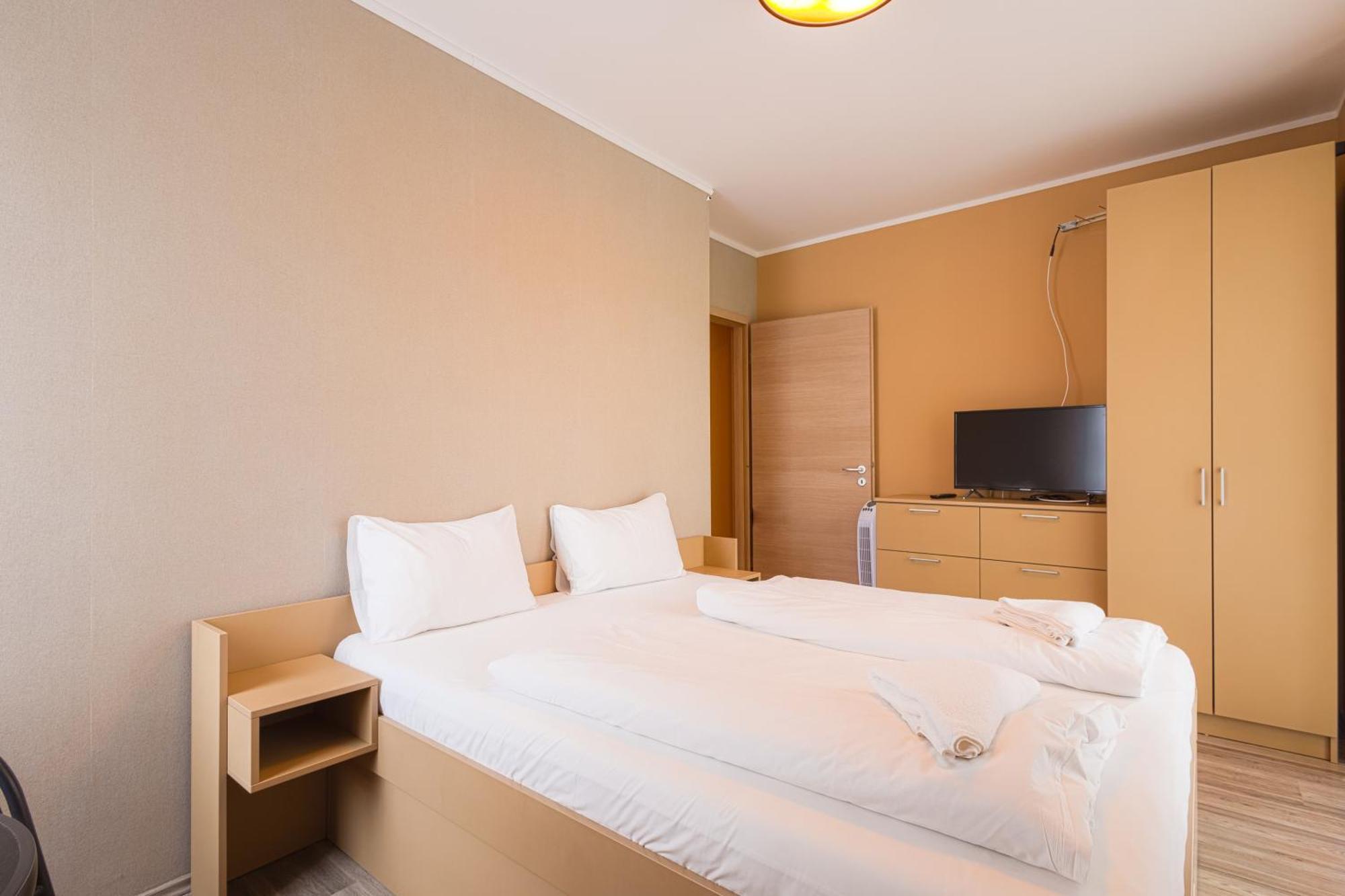 Lido Apartmanok By Bltn Balatonlelle Exterior photo